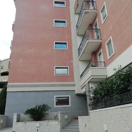 לינה וארוחת בוקר Sant Ilario בנוונטו